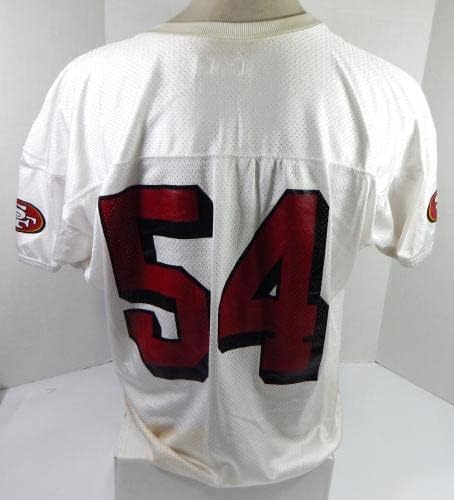 2002 San Francisco 49ers Quincy Stewart 54 Oyun Kullanılmış Beyaz Antrenman Forması XL 2-İmzasız NFL Oyun Kullanılmış